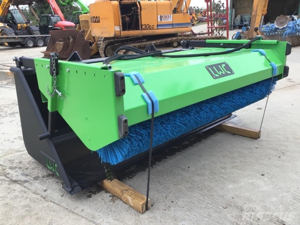 LWC SWEEPER Spazzatrici