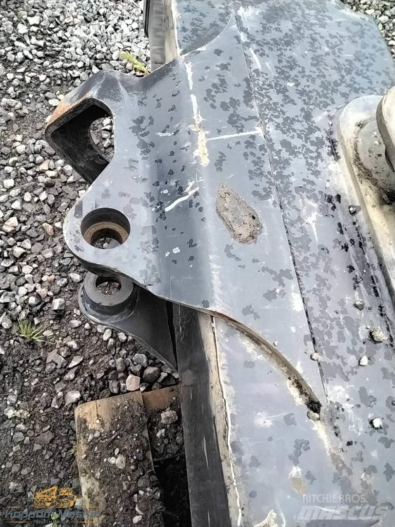 Komatsu 165 Gru per esbosco
