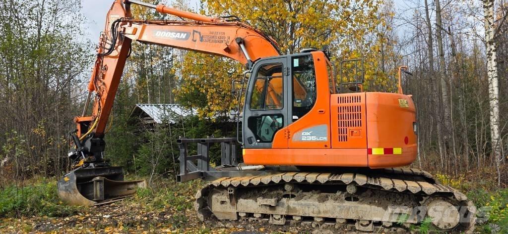Doosan DX 235 LCR Escavatori cingolati