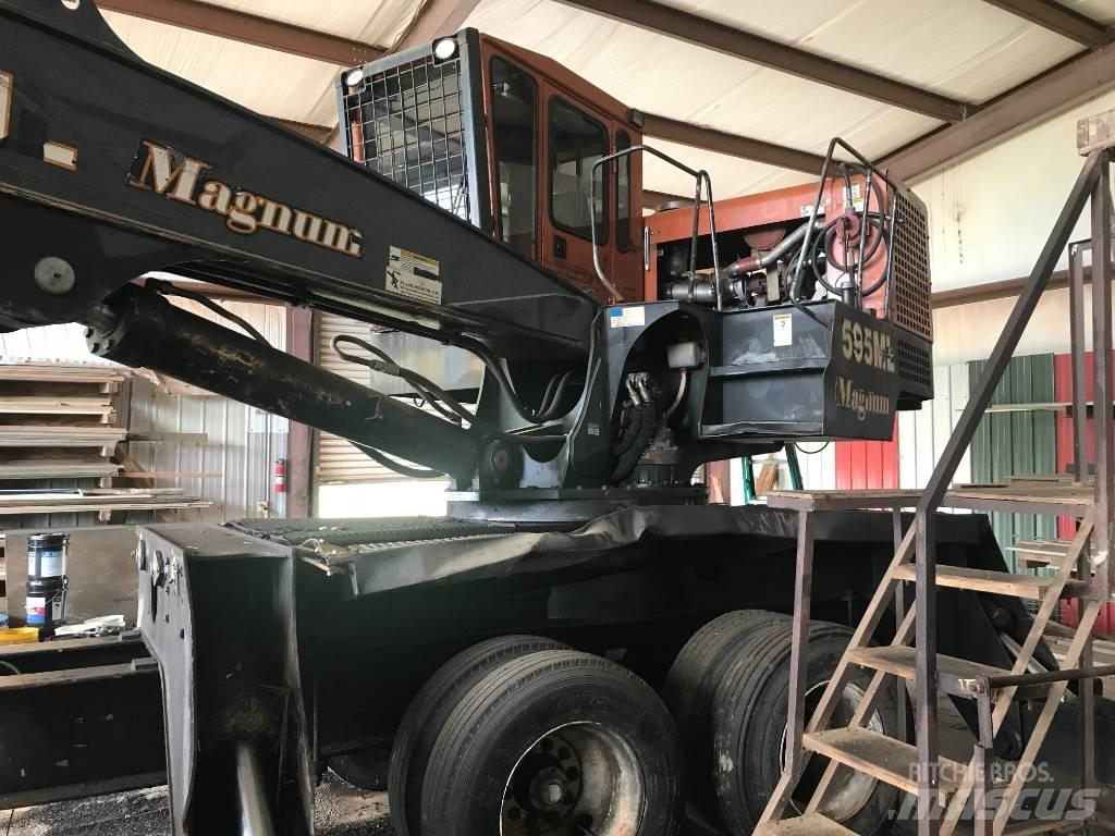  Barco 595 Magnum Caricatronchi con base su rimorchio