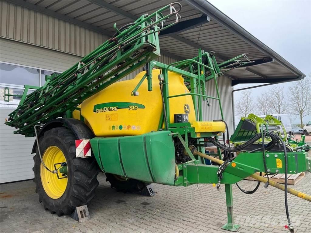 John Deere 740 Irroratrici trainate