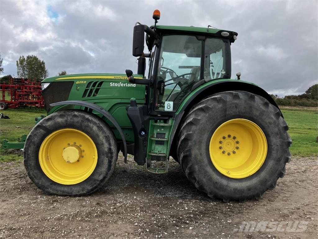 John Deere 6215R Trattori