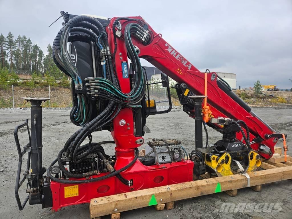 Kesla 2112T Gru per legname