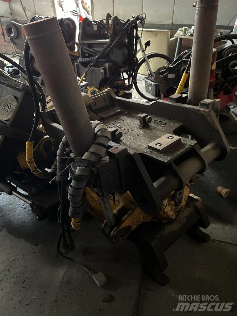 Engcon Tiltrotator Pale a rotazione