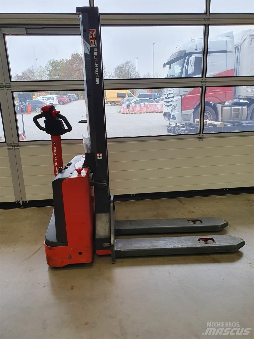 Linde MM10i Transpallet uomo a terra