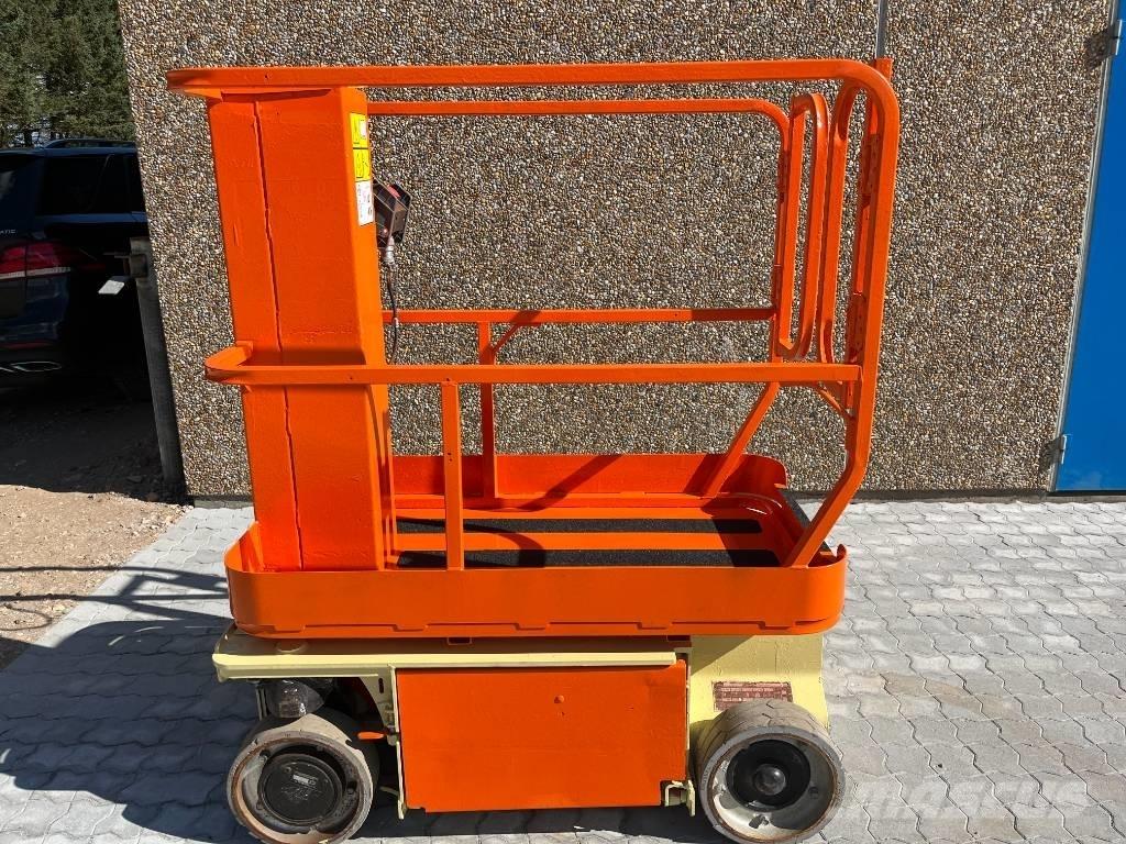JLG 1230 ES Sollevatori verticali