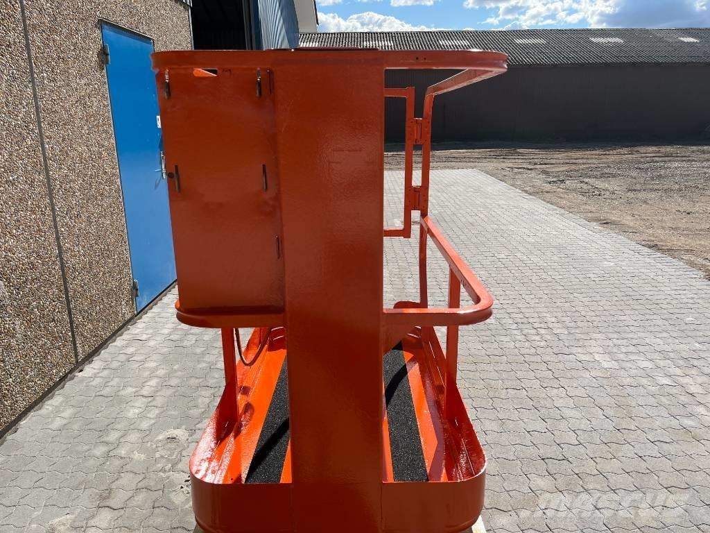 JLG 1230 ES Sollevatori verticali