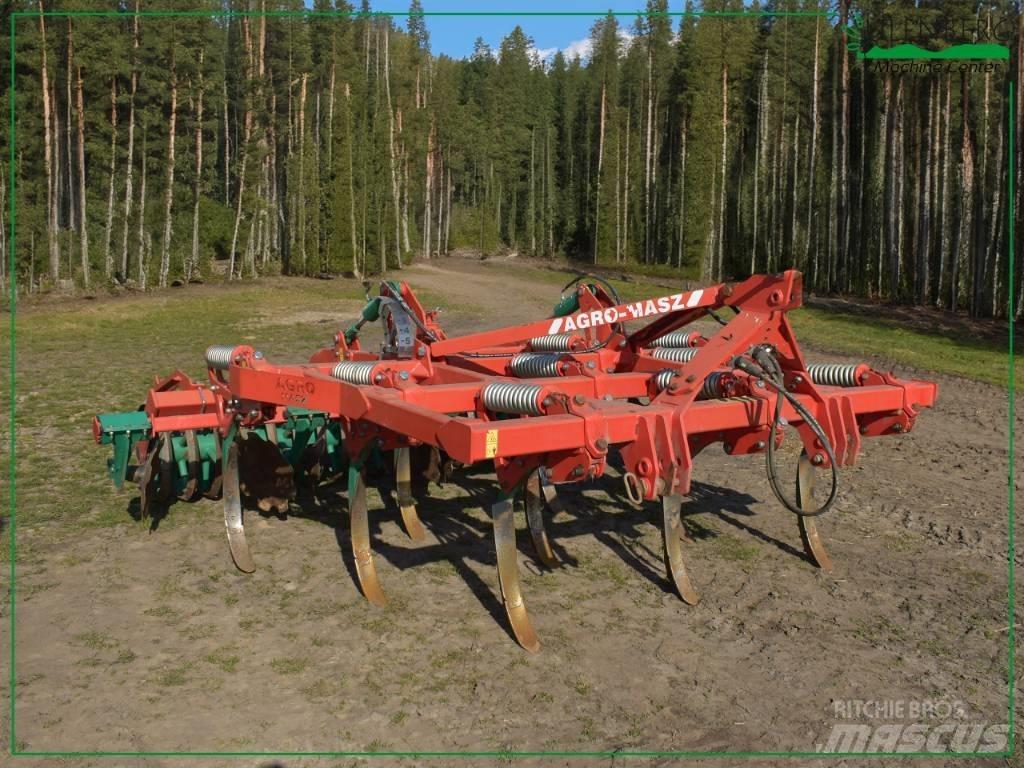 Agromasz Runner 30 Aratri convenzionali