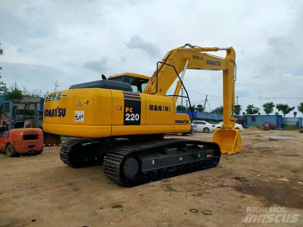 Komatsu PC 220 Escavatori cingolati
