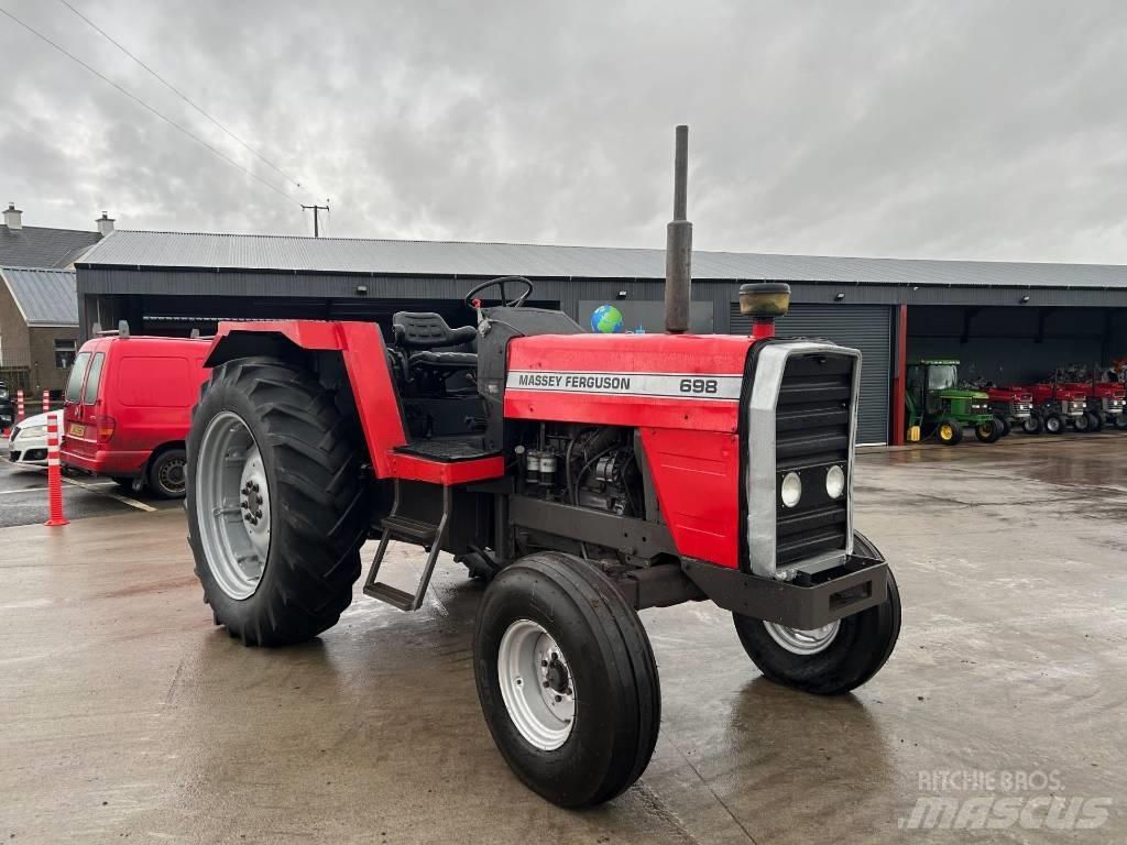 Massey Ferguson 698 Trattori