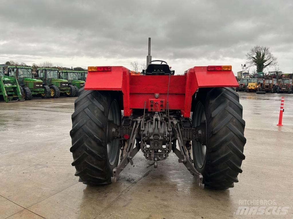 Massey Ferguson 698 Trattori