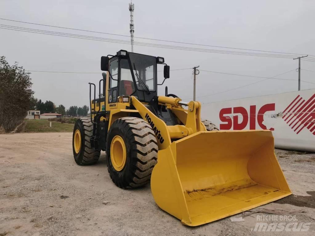 Komatsu WA 360-3 Pale gommate