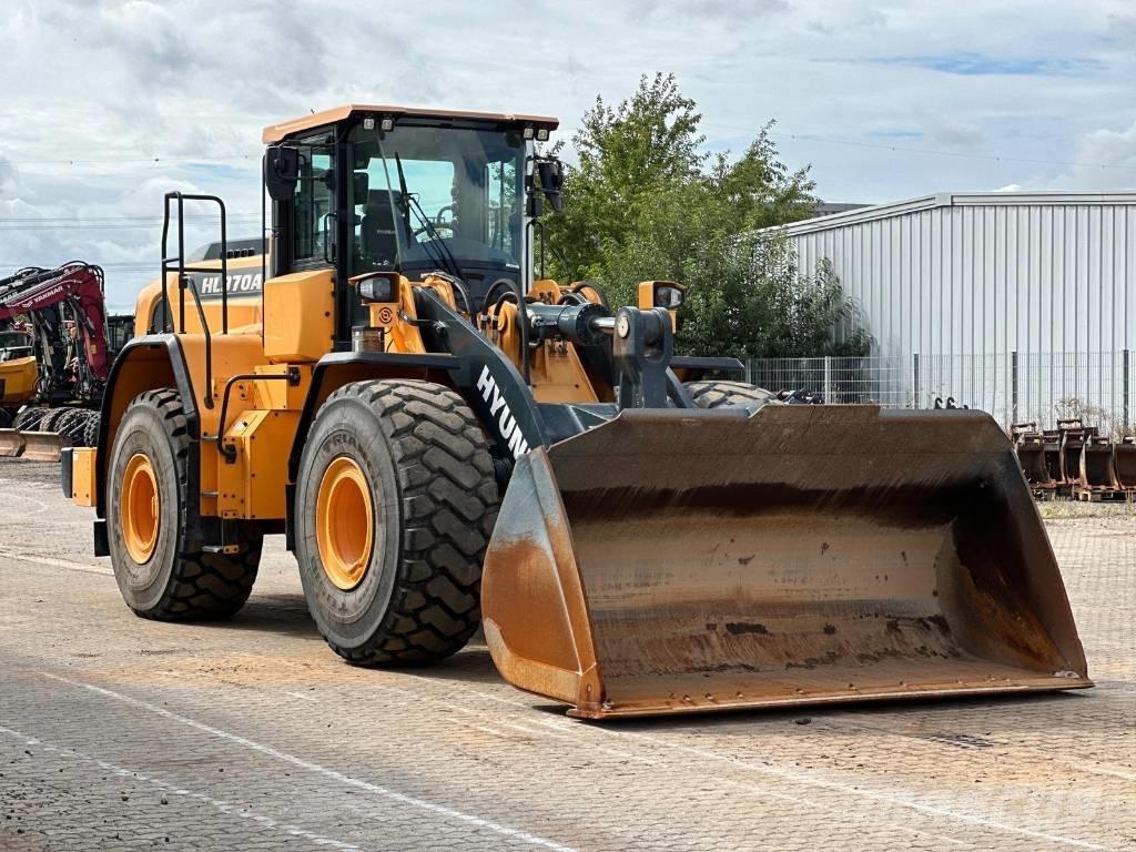 Hyundai HL 970 A 4x4 Pale gommate
