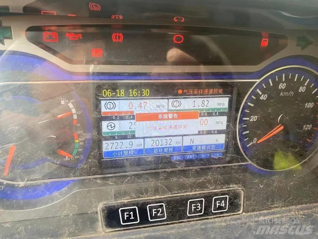Sany STC1600 Gru per tutti i terreni