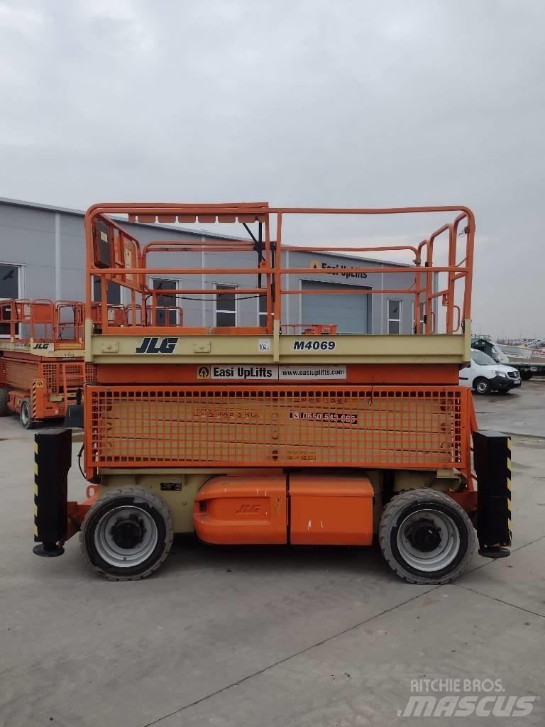JLG M 4069 Piattaforme a pantografo