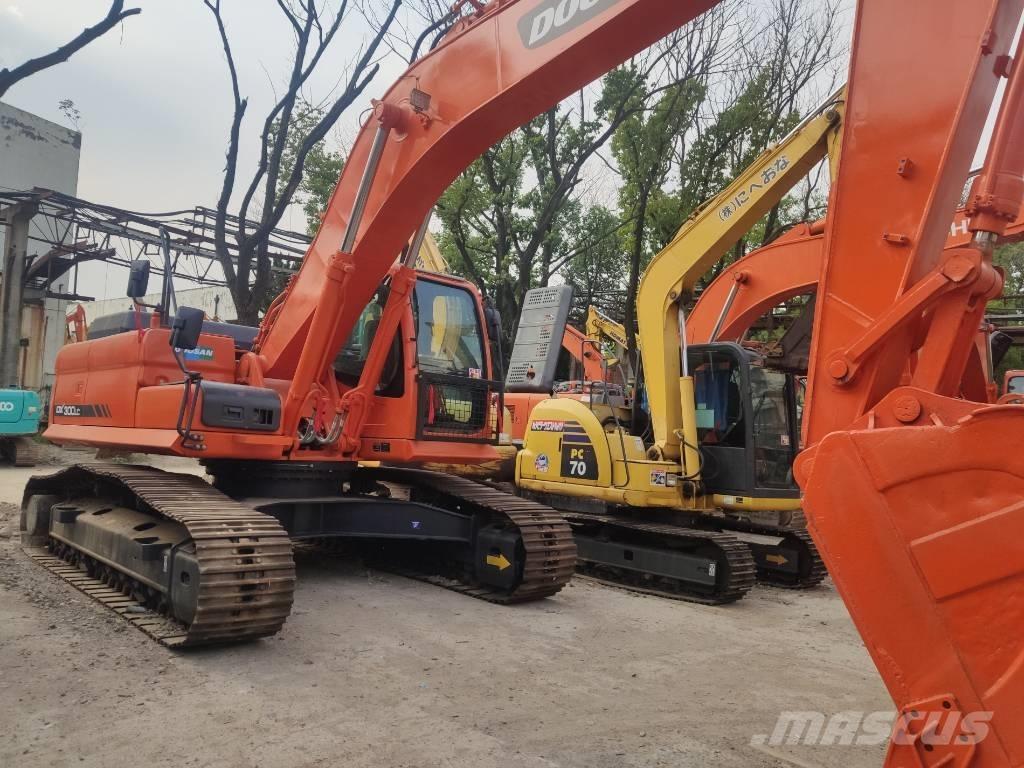 Doosan dx300 Escavatori cingolati