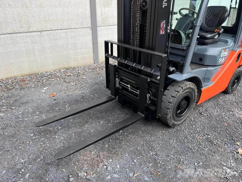 Toyota 02-8 FDF 25 Carrelli elevatori diesel
