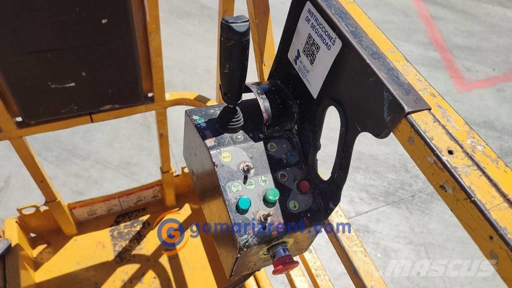 Haulotte Compact 8 Piattaforme a pantografo
