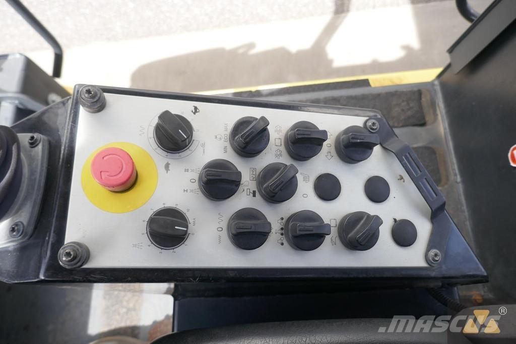 Bomag BW190AD-5 Rulli a doppio tamburo