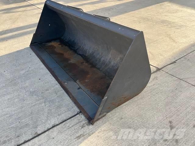 Manitou Bucket Sollevatori telescopici