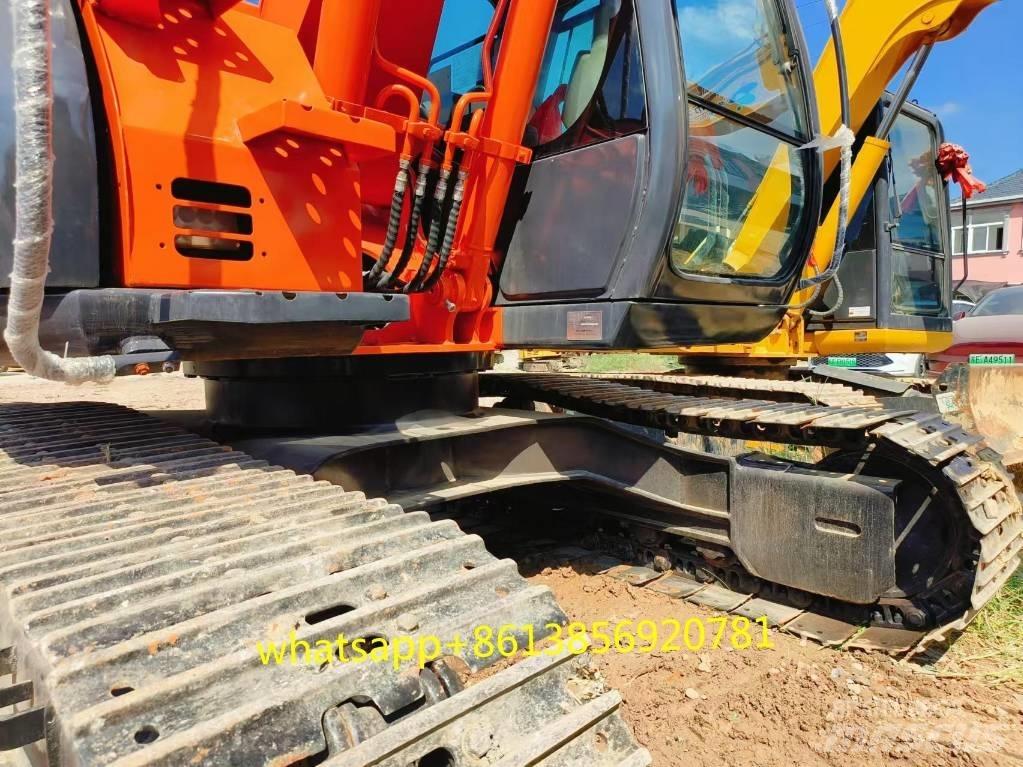 Hitachi ZX 135 US Escavatori cingolati