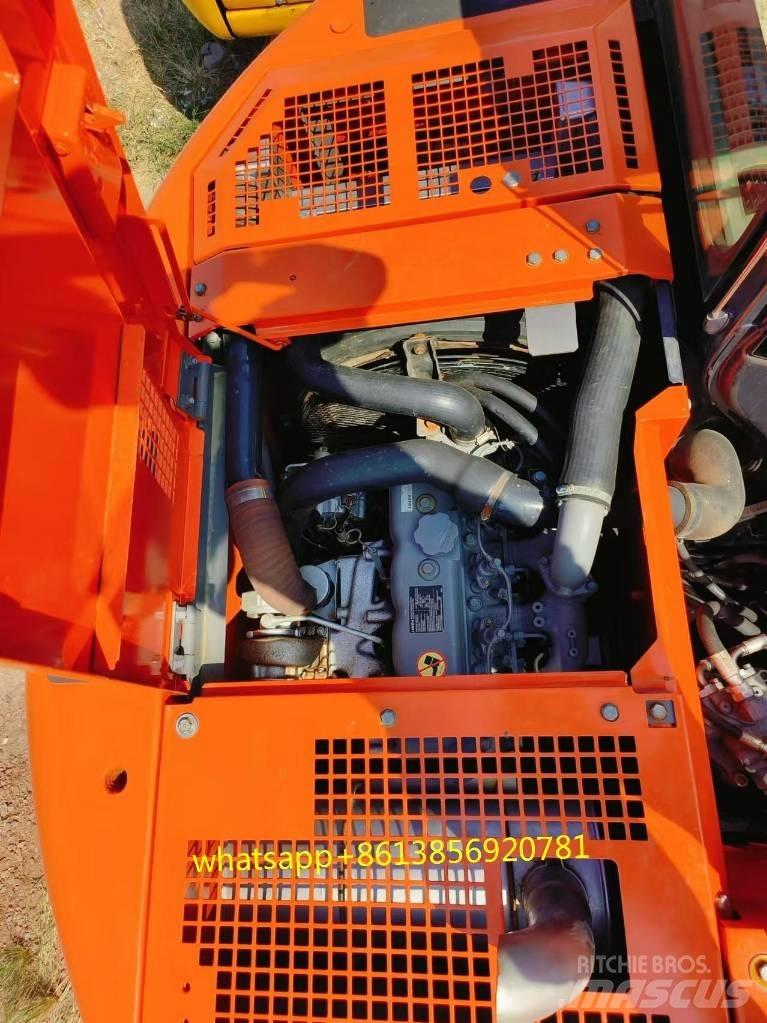 Hitachi ZX 135 US Escavatori cingolati