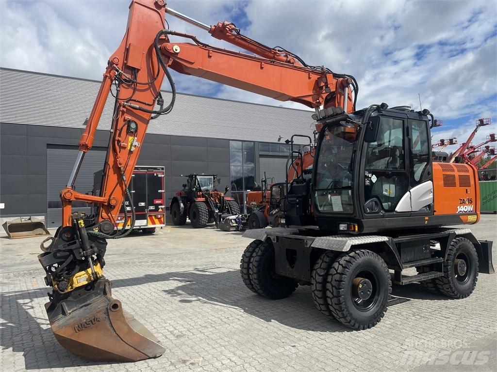 Hitachi ZX 140 W-6 Escavatori gommati