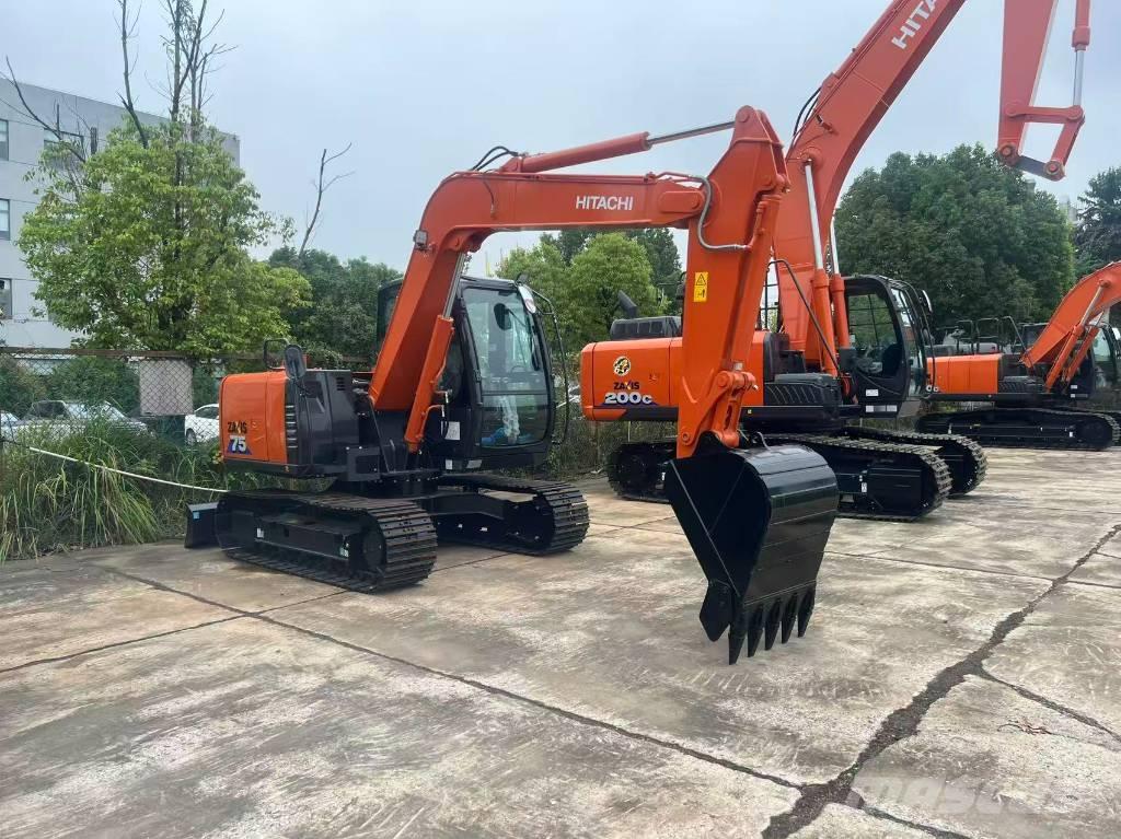 Hitachi ZX 75 Escavatori medi 7t - 12t