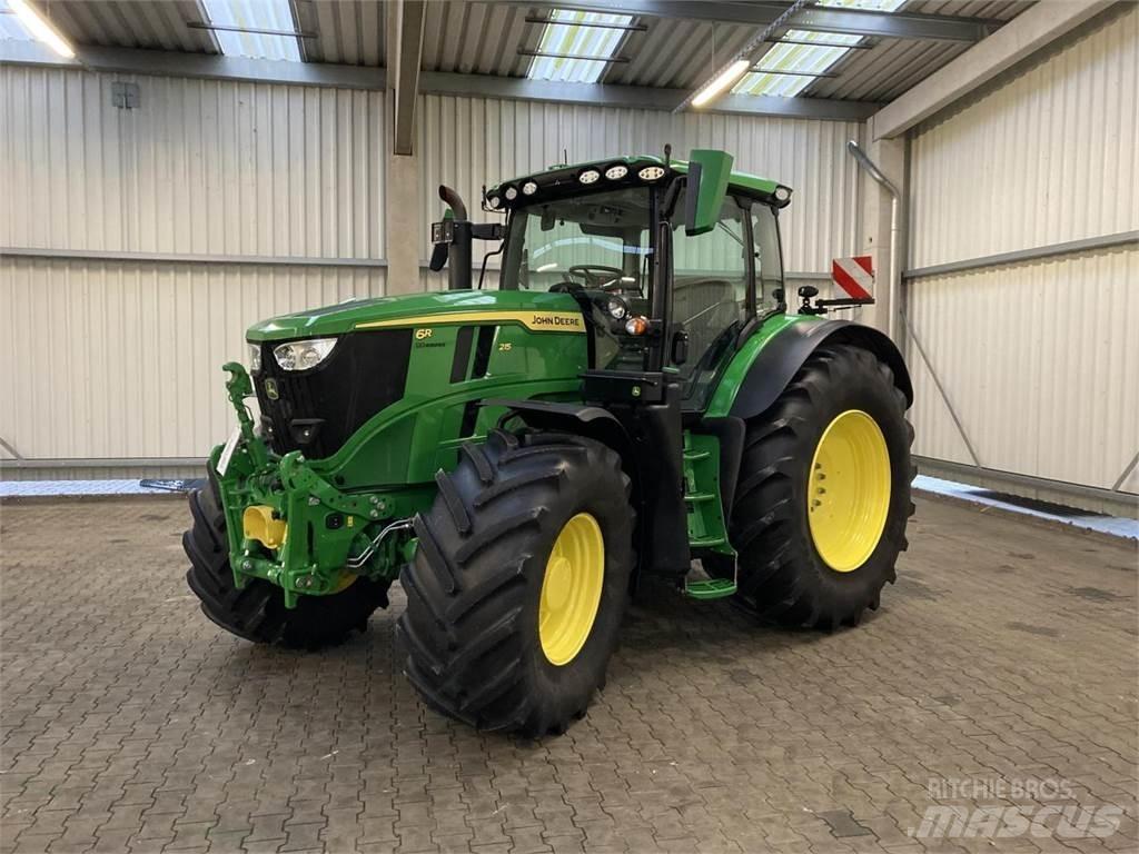 John Deere 6R 215 Trattori