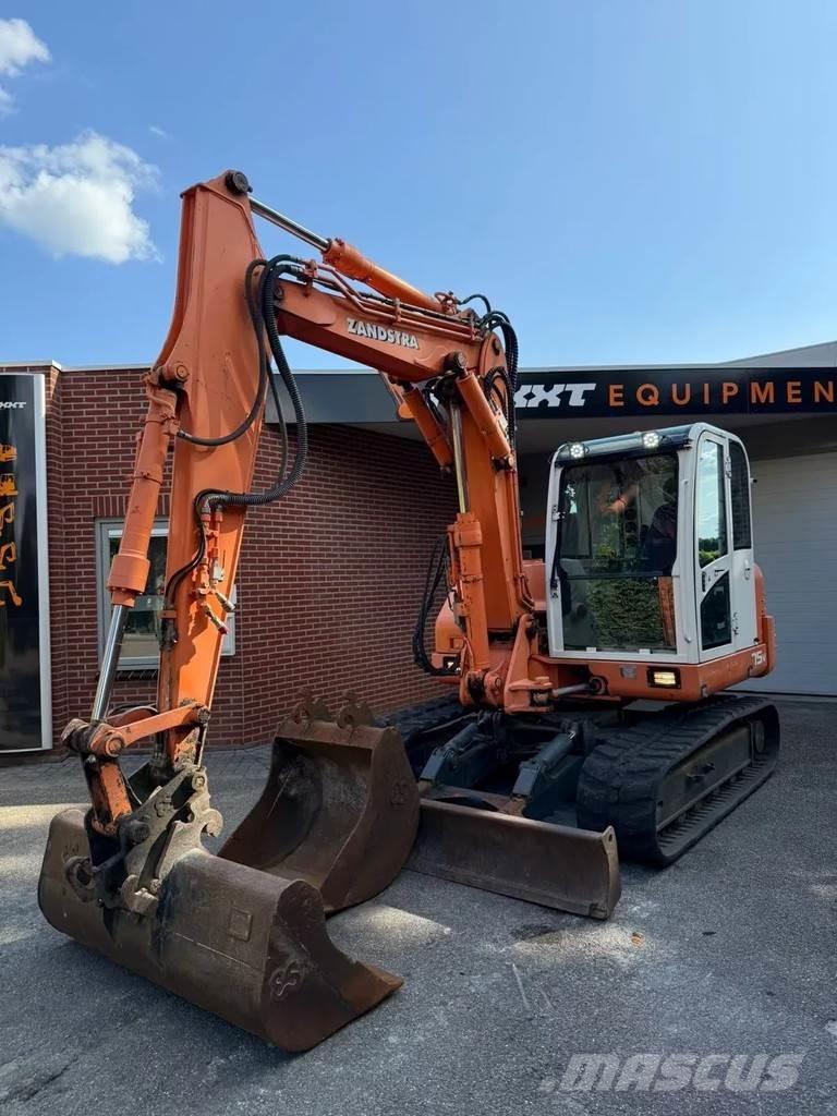 Doosan S75-V Escavatori cingolati