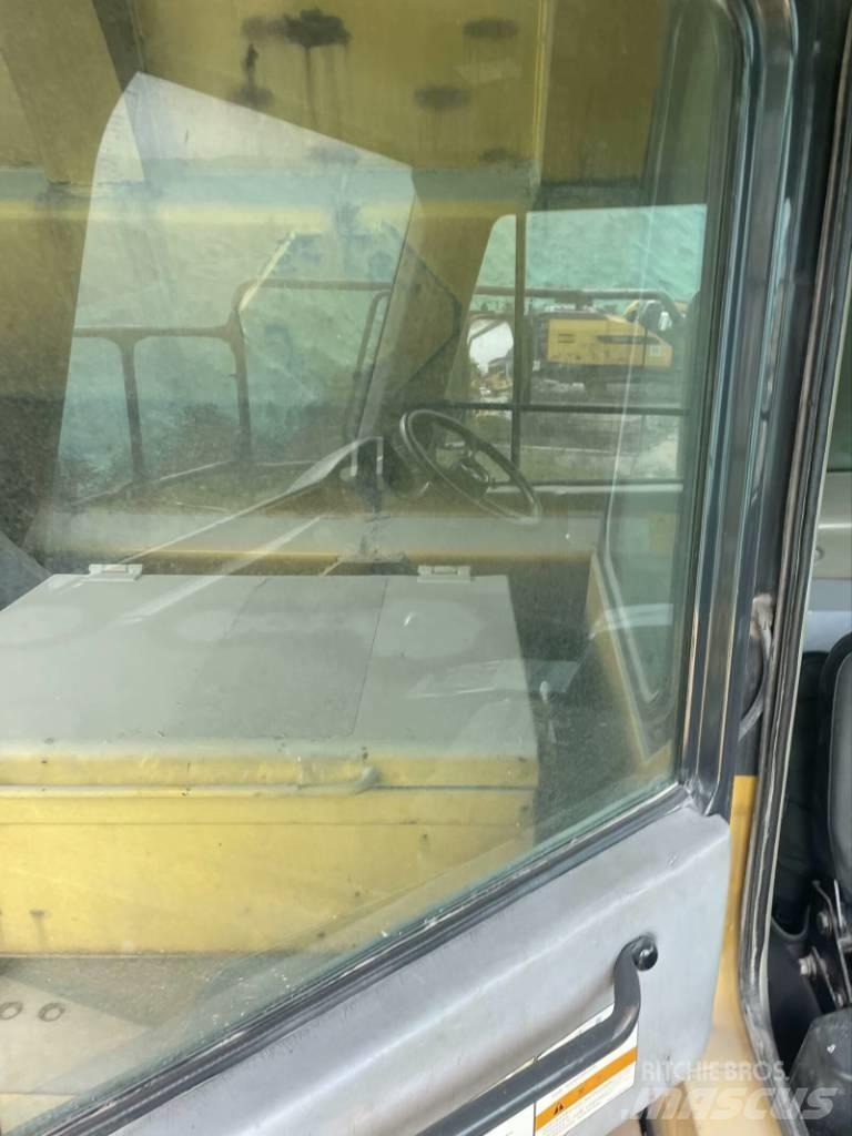Komatsu HD 605-7 Dumper a telaio rigido