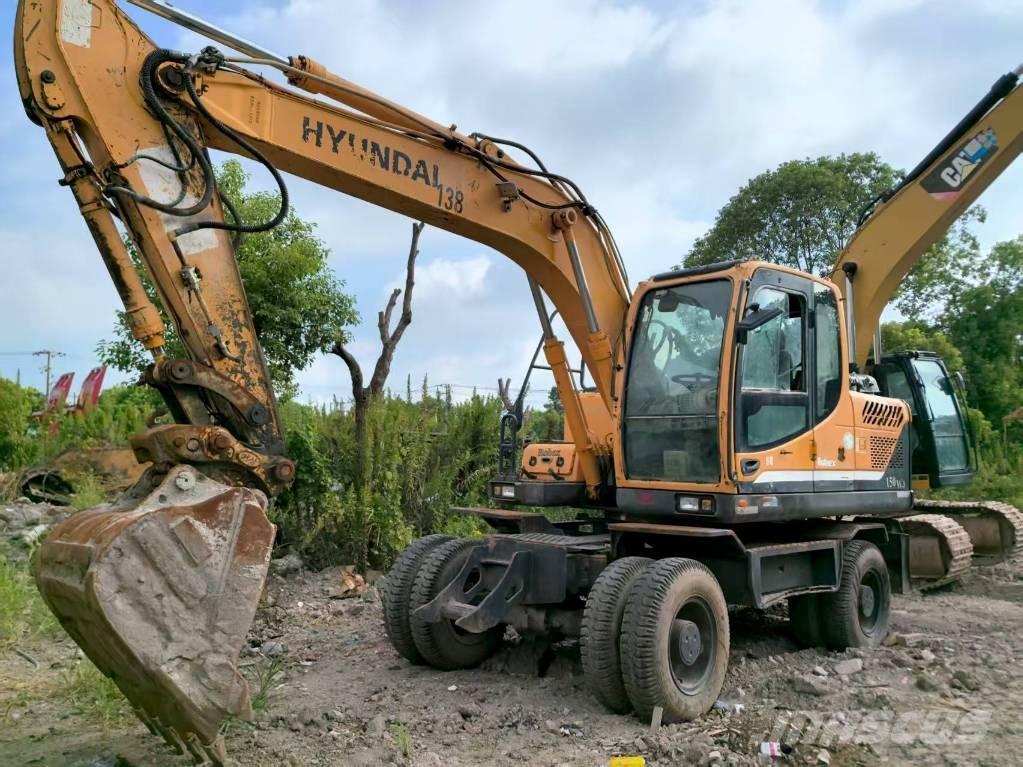 Hyundai R150W-9 Escavatori gommati