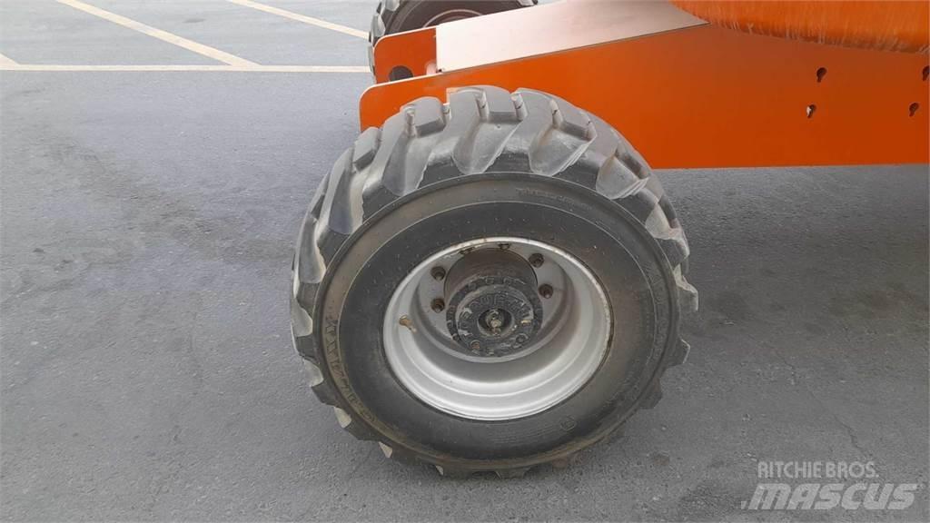 JLG 450AJSII Piattaforme a braccio articolato