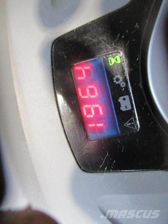 Toyota SPE 120L Transpallet uomo a terra
