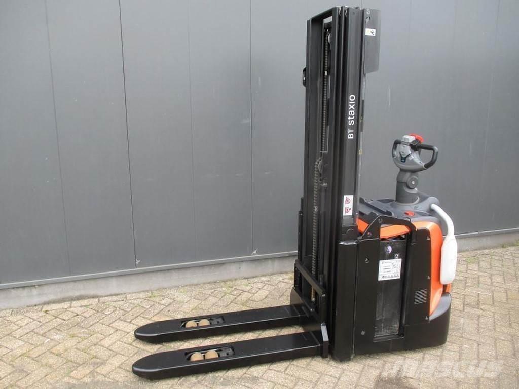 Toyota SPE 120L Transpallet uomo a terra