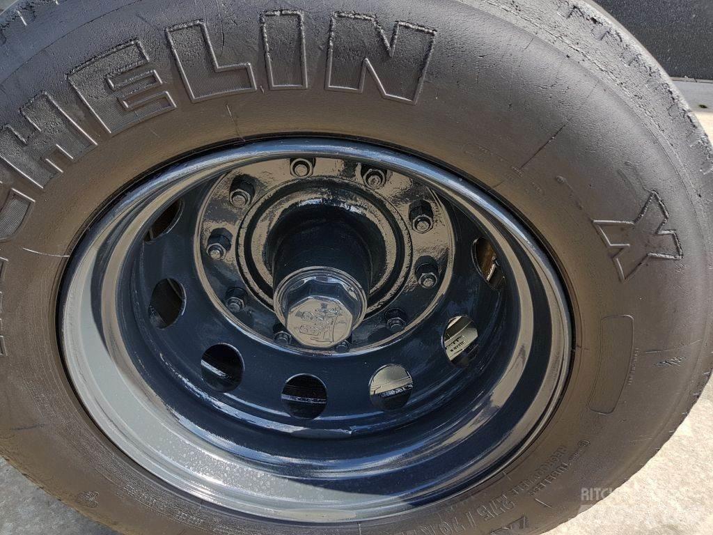  ** AGPRO 1AS Carrelli Trailers