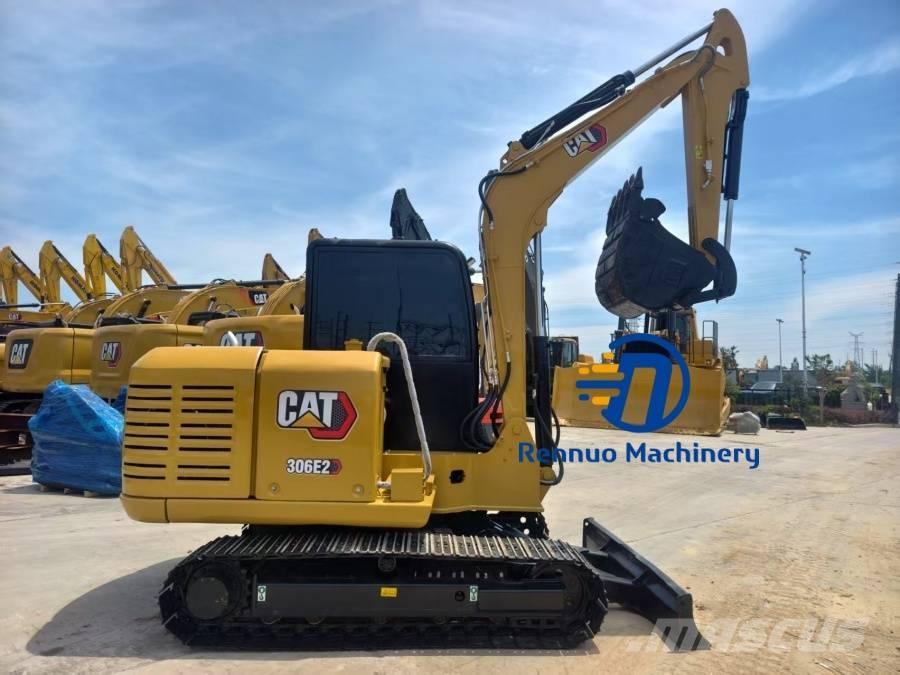 CAT 306E2 Miniescavatori