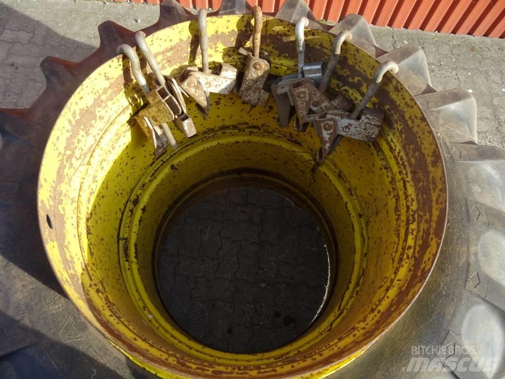 Goodyear 16.9-38 Pneumatici, ruote e cerchioni