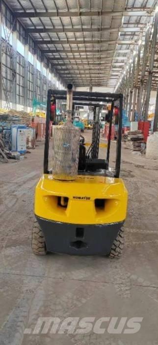 Komatsu FD 30 T-14 Carrelli elevatori diesel