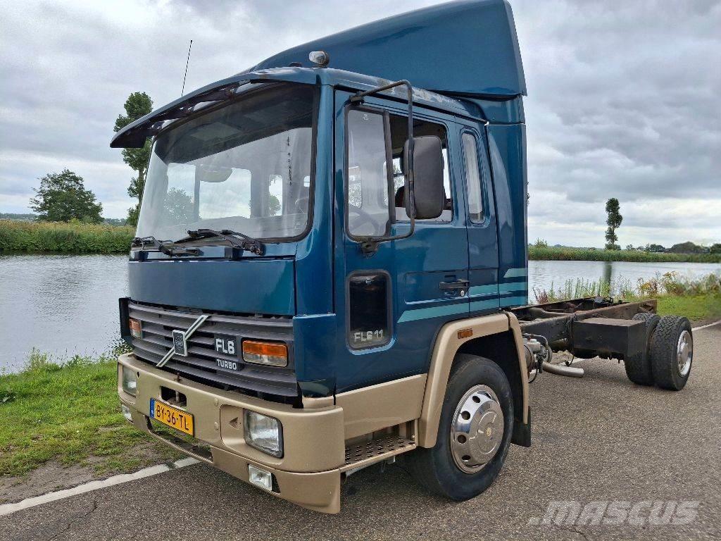 Volvo FL611 Autocabinati