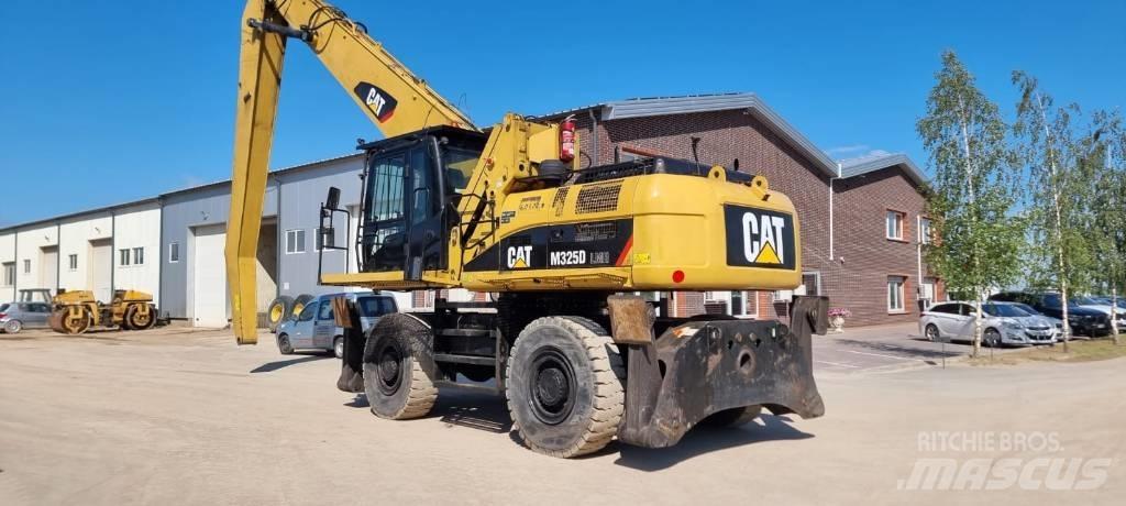 CAT M 325 D MLH Movimentazione rifiuti