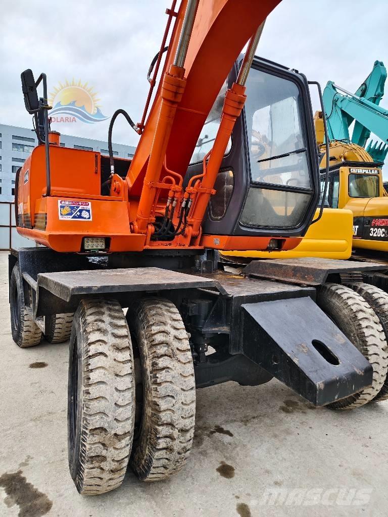 Hitachi EX 100 W D Escavatori gommati
