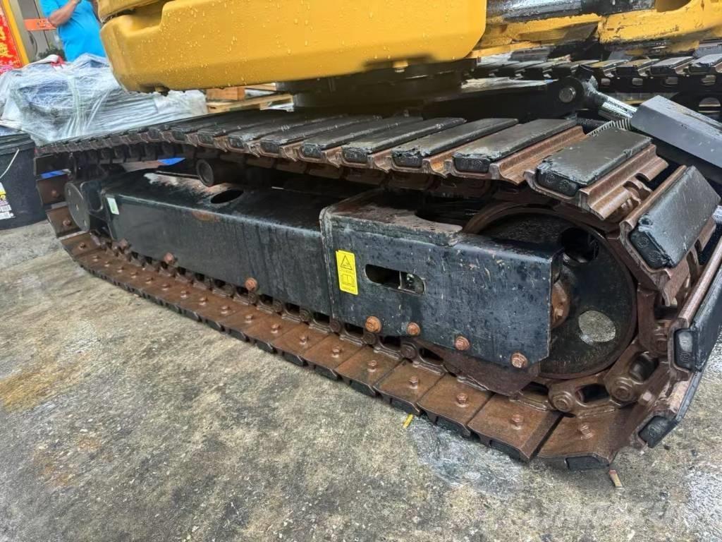 CAT 304 CR Miniescavatori
