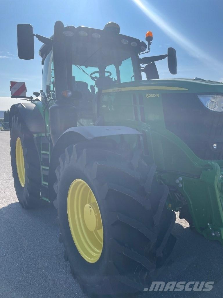 John Deere 6250 R Trattori