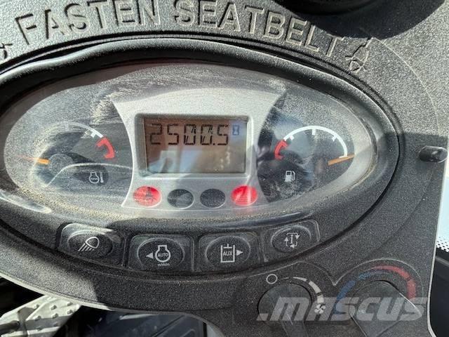 Bobcat E 35 Miniescavatori