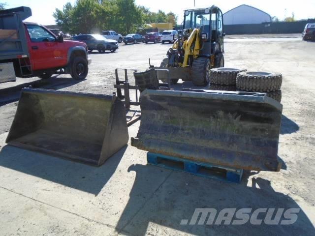 Wacker Neuson WL 30 Pale gommate