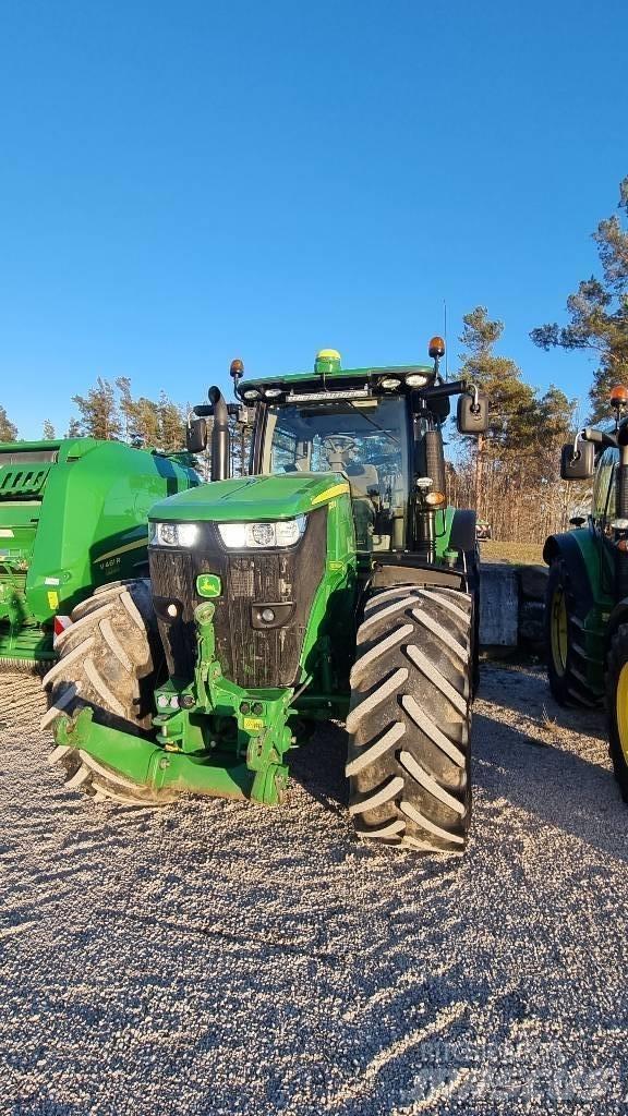 John Deere 7250R Trattori