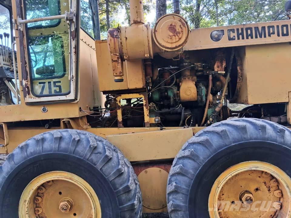 Champion 715 Motorgraders