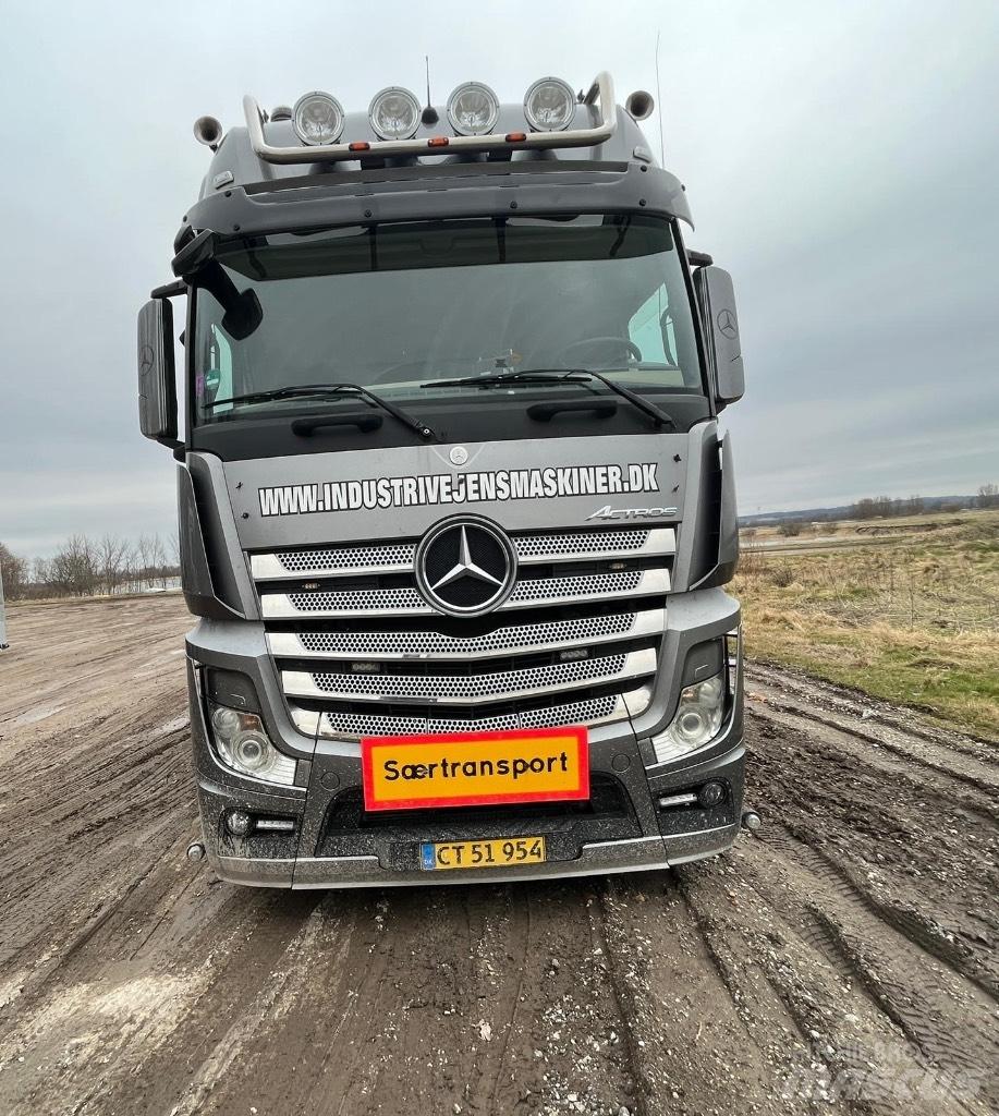 Mercedes-Benz 4158 Motrici e Trattori Stradali