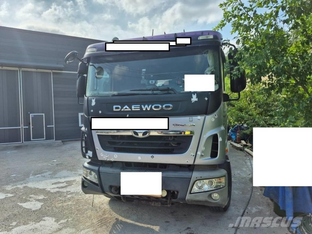 KCP KCP42ZX5170 Autopompe per calcestruzzo